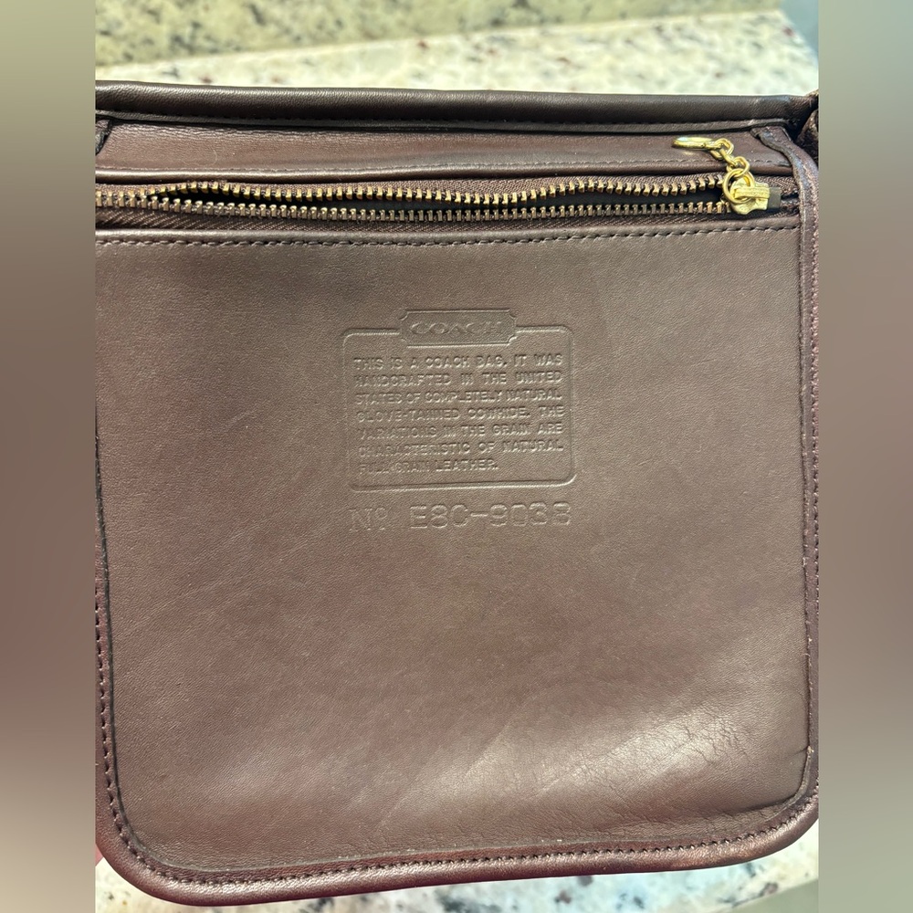 Vintage Coach Shelbourne 9038 - Picture 7 of 14